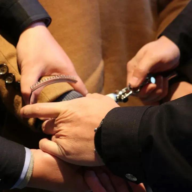 龙马潭法院:突出“三个聚焦”,1-9月执行到位4.34亿元!(图9) 龙马潭法院:突出“三个聚焦”,1-9月执行到位4.34亿元!(图9)