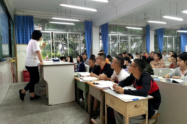 泸县受地震影响的265所学校、14.5万名学生全部复课