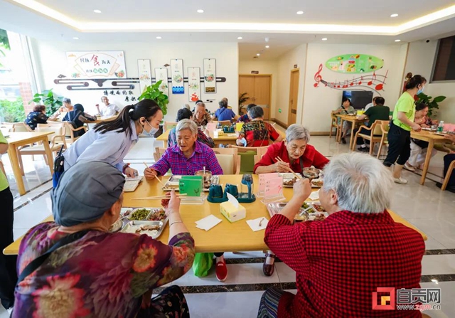 免费！惠及老年人！自贡这个综合体正式投入运营(图5)