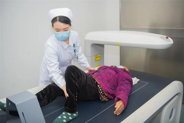 重阳节|听说车子接她去泸州，115岁“高三婆”笑了！(图6)