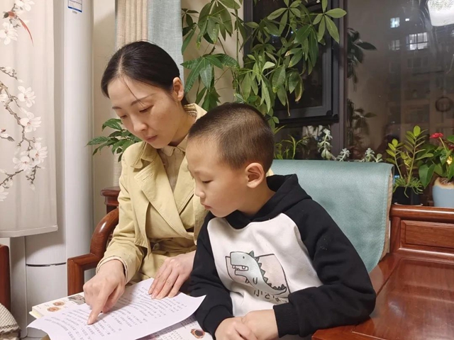 重阳节 | 江阳法院干警致敬英雄(图8)