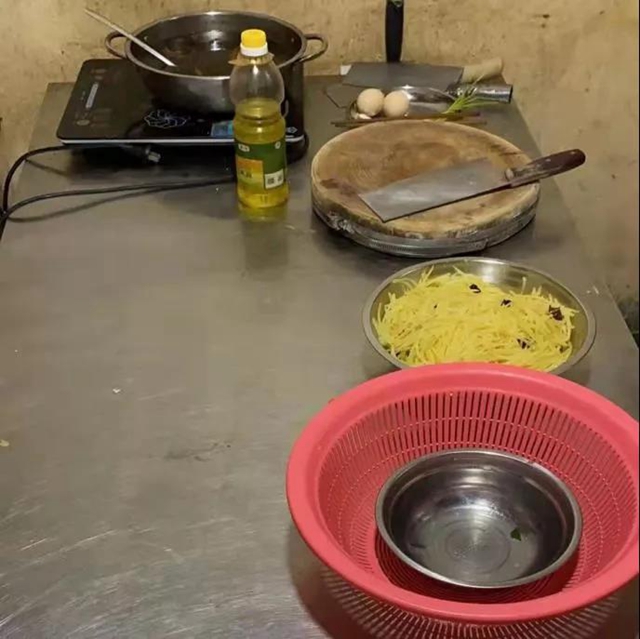 泸州市食品安全“红黑榜”(第十三期)(图9) 泸州市食品安全“红黑榜”(第十三期)(图9)