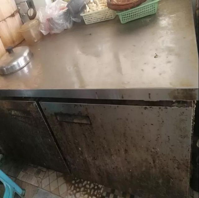 泸州市食品安全“红黑榜”(第十三期)(图26) 泸州市食品安全“红黑榜”(第十三期)(图26)