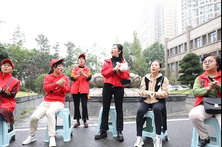 泸州市中医医院:内外联动,中医敬老(图8) 泸州市中医医院:内外联动,中医敬老(图8)