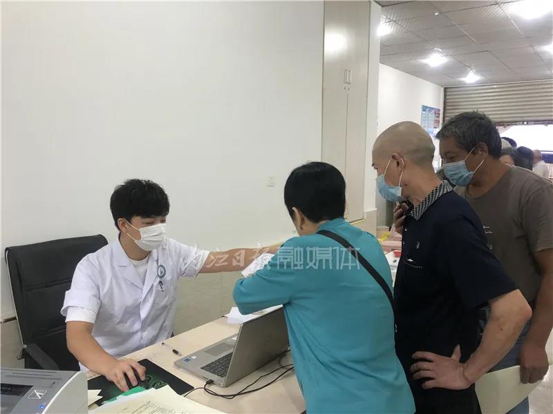 重要通知!内江开打疫苗“加强针”,相关部门发出提醒(图2) 重要通知!内江开打疫苗“加强针”,相关部门发出提醒(图2)