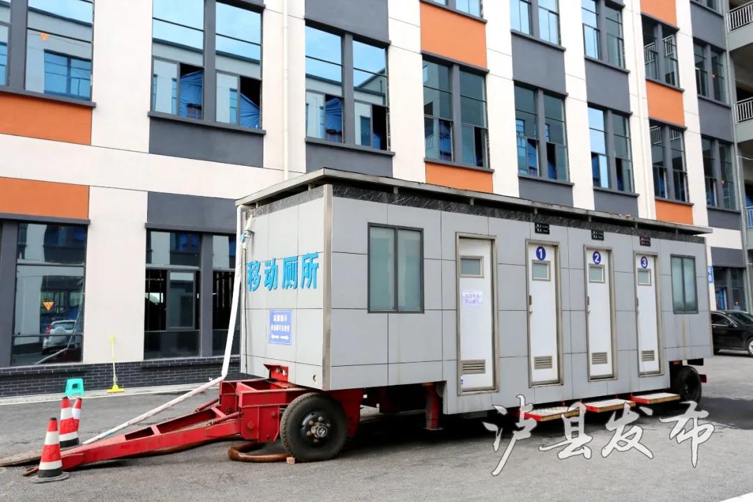 温暖！30张照片定格抗震救灾感人瞬间(图21)