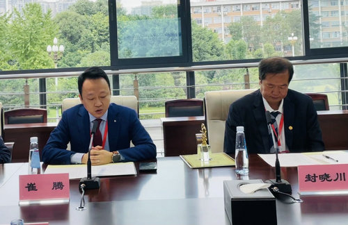 新阶人士封晓川：设立专项教育基金 支持西华大学学科发展(图3)