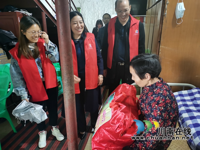 龙马潭区小市街道下大街社区：九九重阳节，浓浓敬老情(图6)