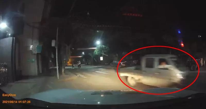 泸县第一例袭警案,判了!(图2) 泸县第一例袭警案,判了!(图2)