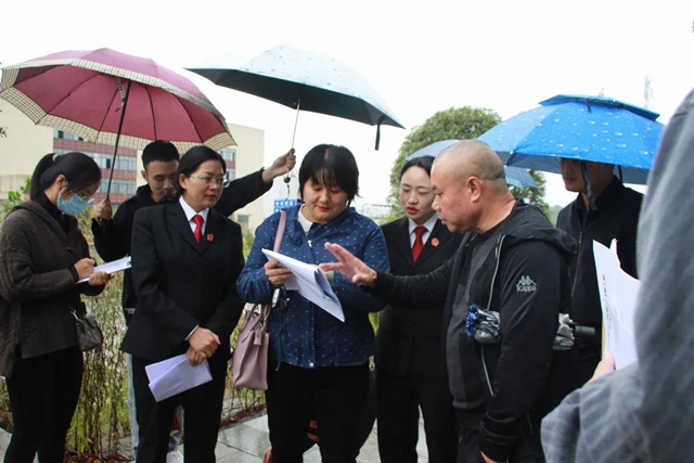 江阳法院邀请人大代表参与勘验现场，让司法鉴定在阳光下进行(图1)
