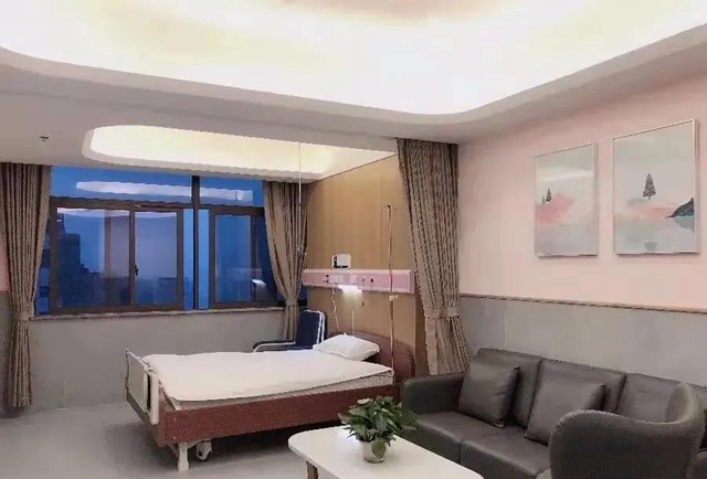 【围观】泸州“三胎”妈妈曝光在医院生产细节？(图2)