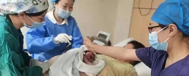 【围观】泸州“三胎”妈妈曝光在医院生产细节？(图3)