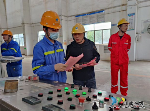 合江县人社局：工伤预防专项行动走进企业(图2)