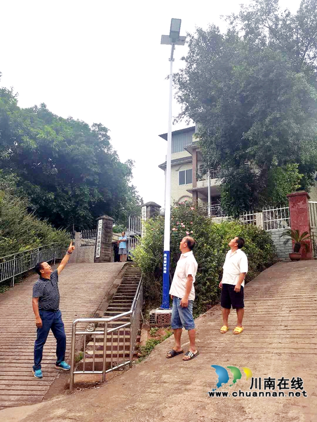 乡村振兴战略好,泸州民建“特聘村主任”来助力(图3) 乡村振兴战略好,泸州民建“特聘村主任”来助力(图3)