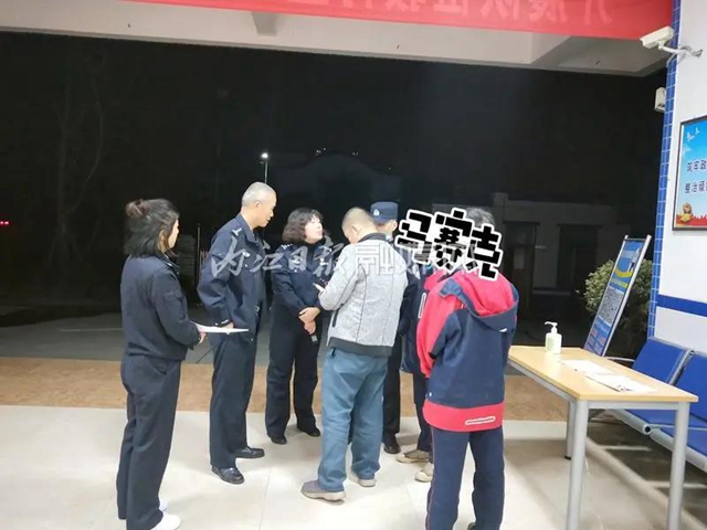 “野外生存”？隆昌两小孩树上生活两天两夜，背后让人深思——(图3)