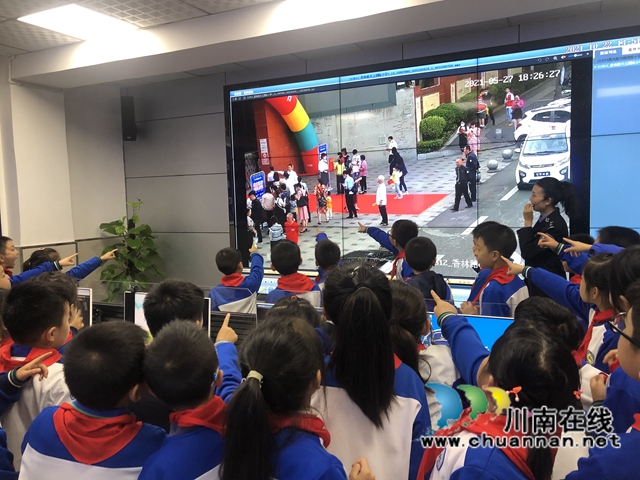 龙马潭区红星街道大驿坝社区：小郭警官开课了！(图1)