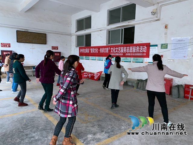 古蔺:舞技知识下基层,文化振兴暖人心(图2) 古蔺:舞技知识下基层,文化振兴暖人心(图2)