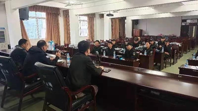 合江县召开一类护渔员培训会(图1)