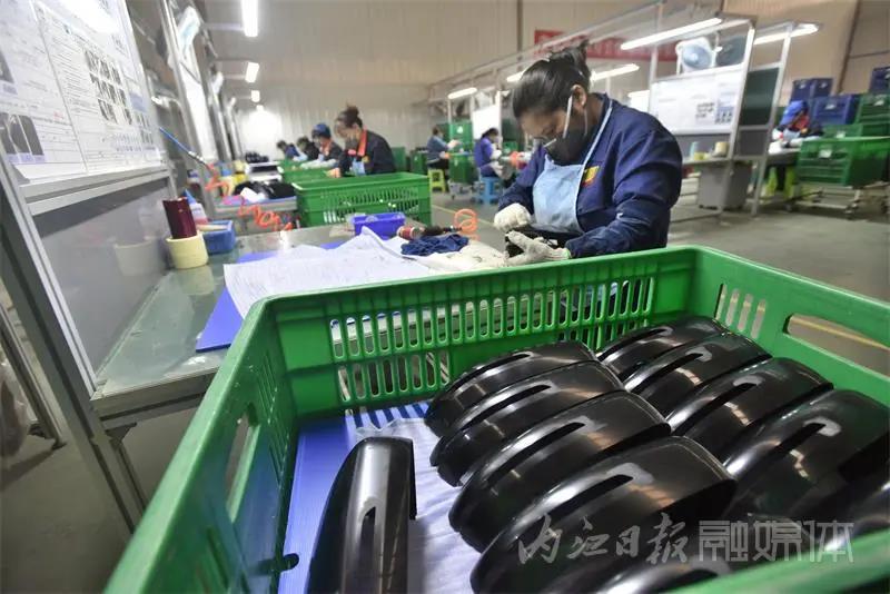 想不到吧!全国1/5的“车耳朵”都是内江造(图4) 想不到吧!全国1/5的“车耳朵”都是内江造(图4)