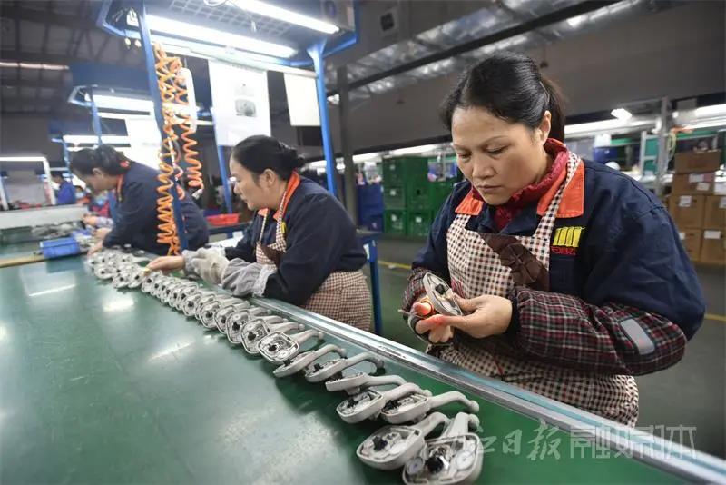 想不到吧!全国1/5的“车耳朵”都是内江造(图7) 想不到吧!全国1/5的“车耳朵”都是内江造(图7)