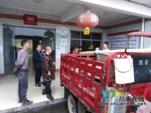 暖冬行动｜古蔺县石屏镇乡贤会为敬老院捐蹭回风炉8台(图1)