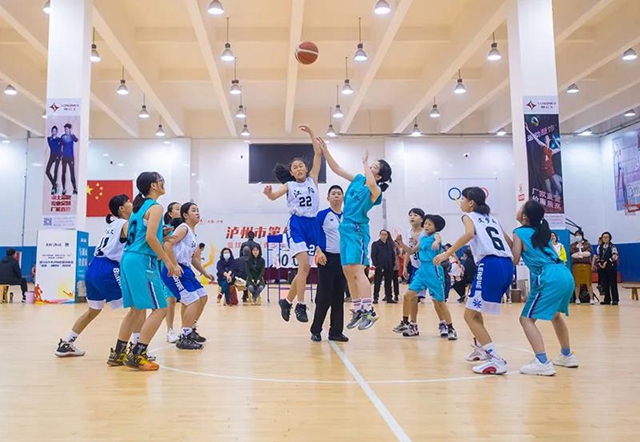 泸州市第八届运动会青少年组、大学生组篮球比赛顺利结束(附获奖名单)(图9) 泸州市第八届运动会青少年组、大学生组篮球比赛顺利结束(附获奖名单)(图9)