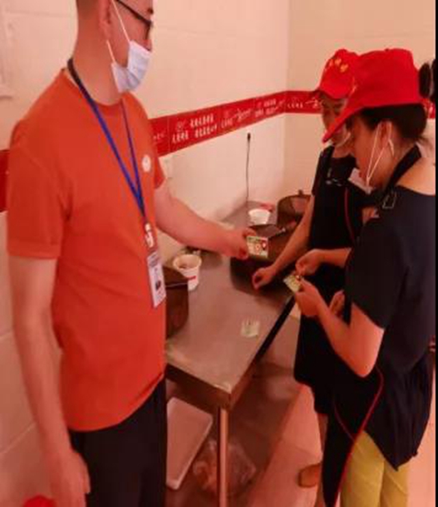 泸州市食品安全“红黑榜”第十六期(图9) 泸州市食品安全“红黑榜”第十六期(图9)