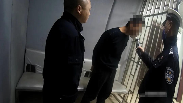 泸州最牛司机：醉驾去派出所评理(图4)