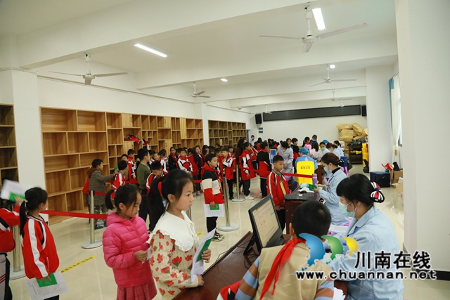 合江县集中力量推进3—11周岁人群新冠疫苗接种(图3) 合江县集中力量推进3—11周岁人群新冠疫苗接种(图3)