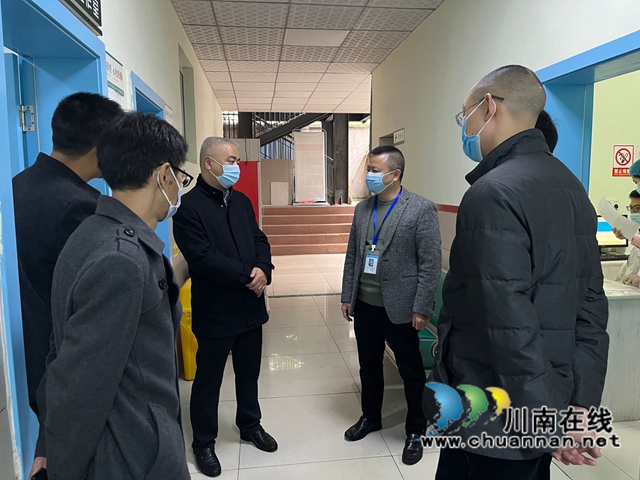 黄月桂到龙马潭区小市街道调研人大换届选举和基层政权建设工作(图4)