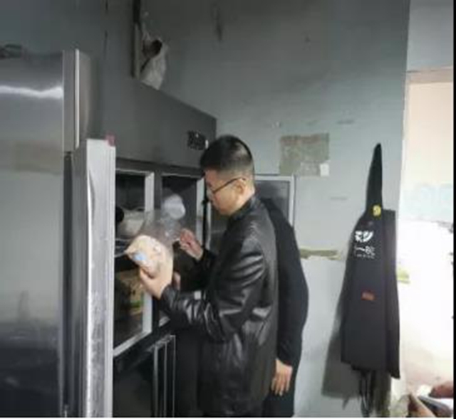 泸州市食品安全“红黑榜”第十七期(图3) 泸州市食品安全“红黑榜”第十七期(图3)