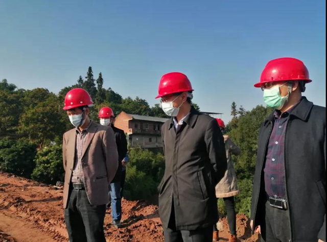 泸州市水务局调研合江县两项改革“后半篇”文章水利专项工程项目推进情况(图1)