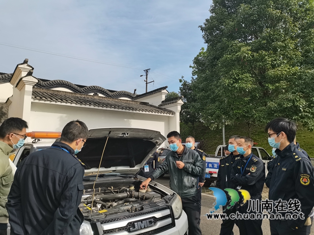 泸县综合行政执法局开展执法车辆驾驶人员安全培训(图1) 泸县综合行政执法局开展执法车辆驾驶人员安全培训(图1)