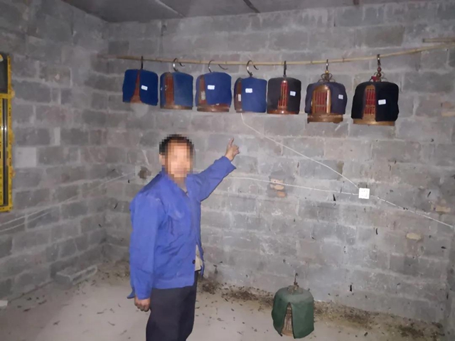 叙永公安解救了66只“小可爱”,这些人将被关进法律的“笼子”!(图5) 叙永公安解救了66只“小可爱”,这些人将被关进法律的“笼子”!(图5)