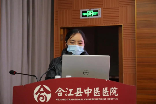 备战疫情｜合江县中医医院开展新冠肺炎感染防控技能培训(图3)