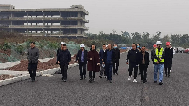 泸州航空航天产业园区管委会召开航空三路建设推进会(图1)