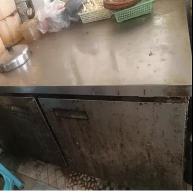 泸州市食品安全“红黑榜”(第十八期)(图51) 泸州市食品安全“红黑榜”(第十八期)(图51)