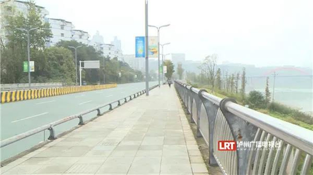 泸州11座市政桥梁封闭“体检”完成,去这些地方不用再绕行!(图1) 泸州11座市政桥梁封闭“体检”完成,去这些地方不用再绕行!(图1)