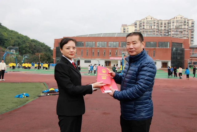 奔跑吧，少年！宪法为每一个人守候(图4)