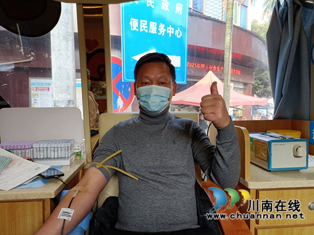 泸县得胜镇卫生院积极献血传递爱心(图2)