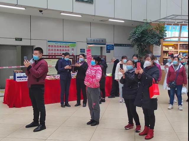 【关注】11万人，西南医大中医院很火爆！(图9)