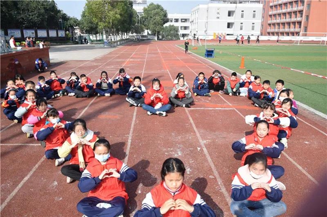 泸州十八中：镜头里的运动会(图27)