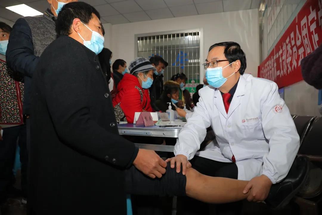 【我为群众办实事】倾情服务百姓健康—合江县中医医院专家组团下乡义诊(图4)