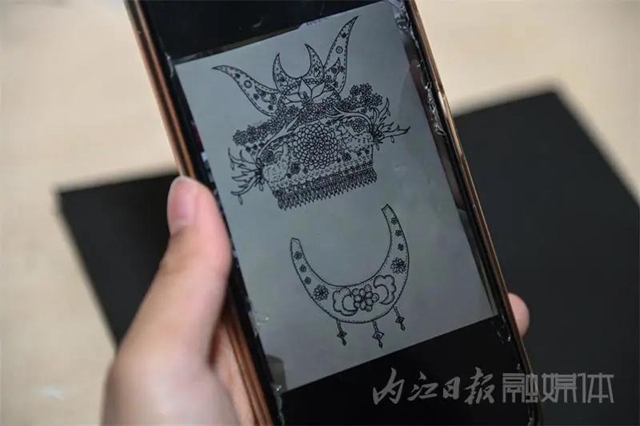 完美复刻，叹为观止！内江学生用易拉罐制作“苗银”头冠(图2)