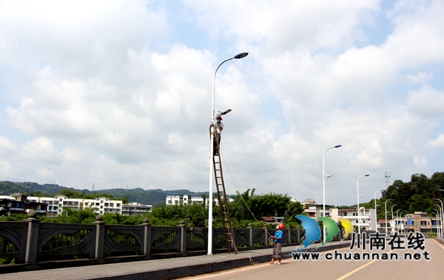 纳溪区上马镇：党建引领聚民心，真抓实干促发展(图1)