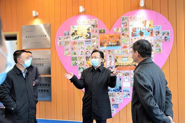 邹瑾调研泸州教育工作(图5) 邹瑾调研泸州教育工作(图5)