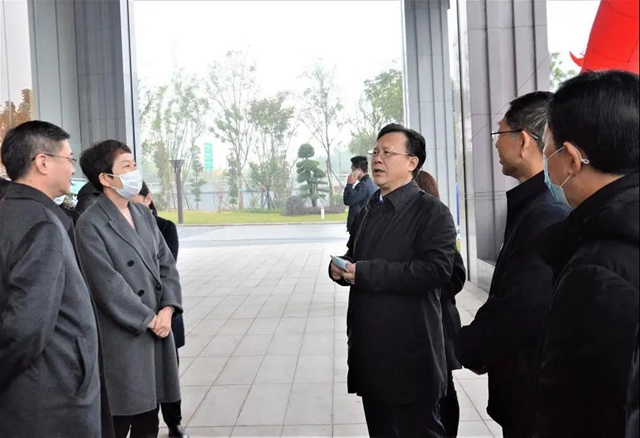 邹瑾调研泸州教育工作(图6) 邹瑾调研泸州教育工作(图6)