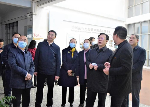 邹瑾调研泸州教育工作(图8) 邹瑾调研泸州教育工作(图8)