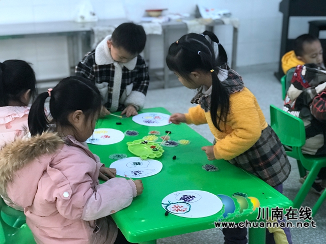 泸县百和镇中心幼儿园开展“教研中收获 反思中成长”艺术领域园本研修活动(图5)