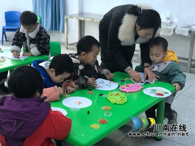 泸县百和镇中心幼儿园开展“教研中收获 反思中成长”艺术领域园本研修活动(图8)